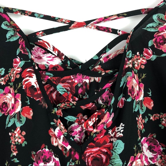NWT Jack By BB Dakota Adorlee Top Floral Black - Picture 8 of 8